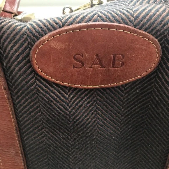 The French Company Duffel Bag in Herringbone Pattern with accessories - Picture 4 of 17